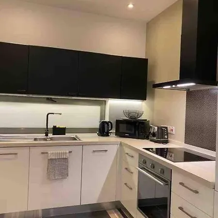 Duplex 2 Bedroom In Portomaso St Julians 公寓 *