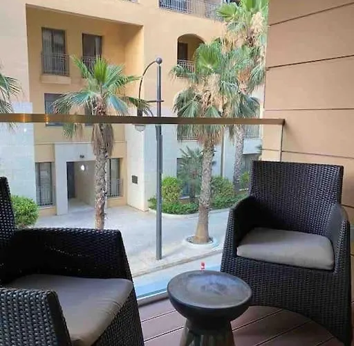 Duplex 2 Bedroom In Portomaso St Julians Appartement San Ġiljan