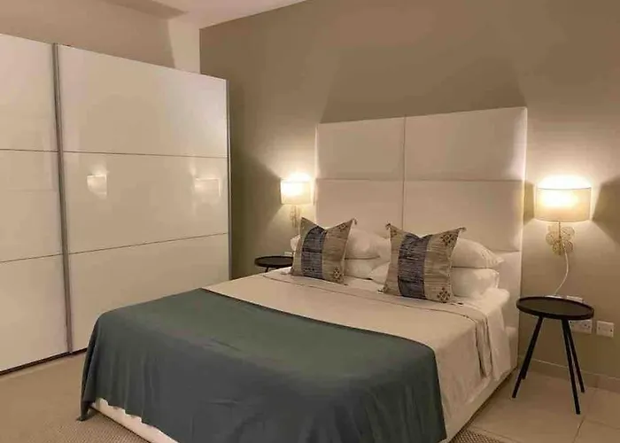 Duplex 2 Bedroom In Portomaso St Julians * San Ġiljan