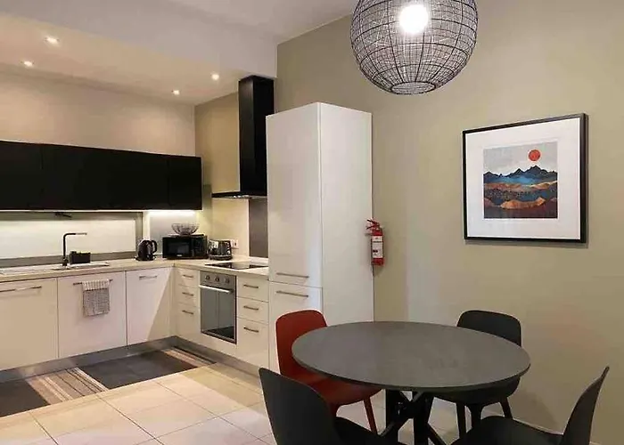 Duplex 2 Bedroom In Portomaso St Julians San Ġiljan