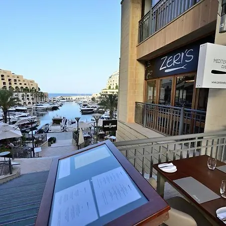 Duplex 2 Bedroom In Portomaso St Julians Lägenhet *